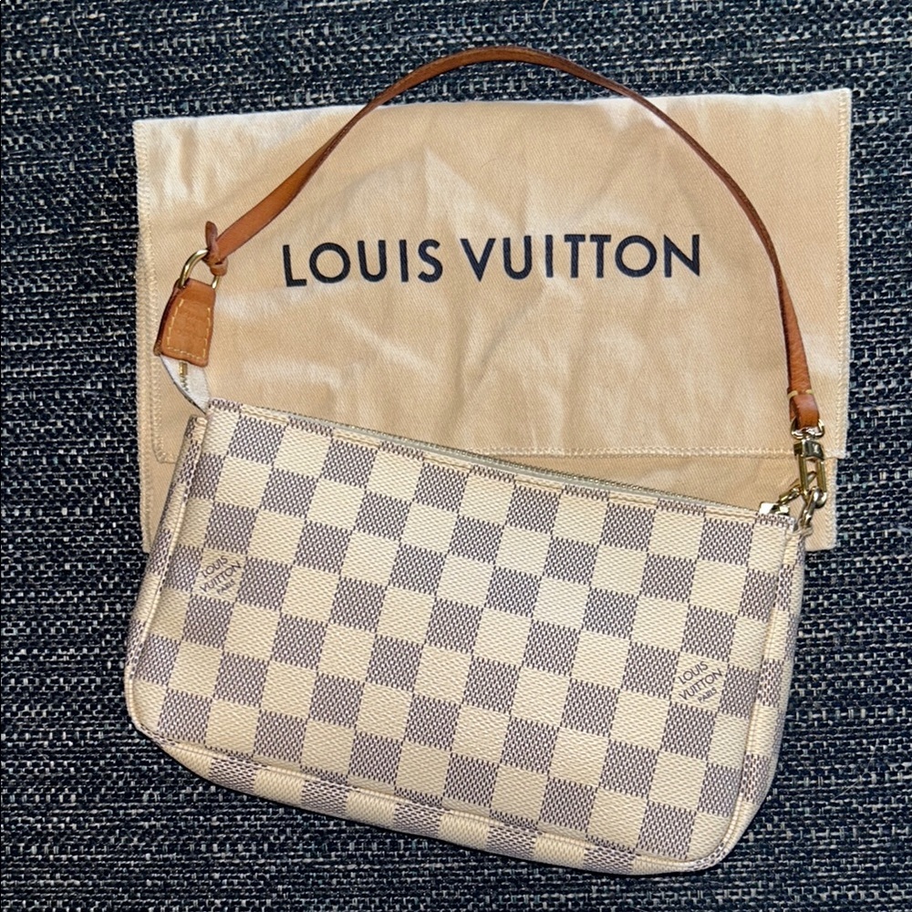 Louis Vuitton Pochette Damier Azur